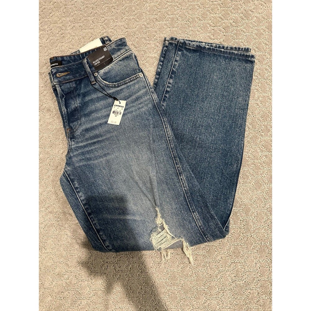 NWT Express Relaxed Straight Low Rise Sz 4